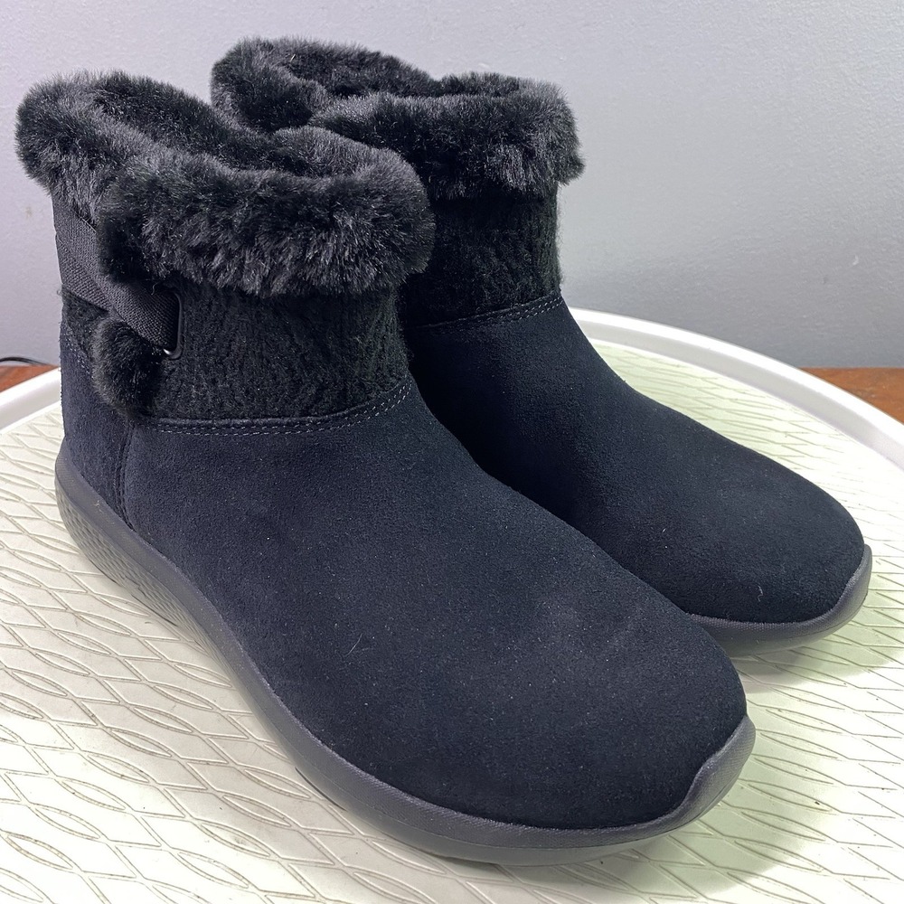 Skechers On The Go City 2‎ Cozy Vibe Boots Women's Black Faux Suede Sz.8 EUC